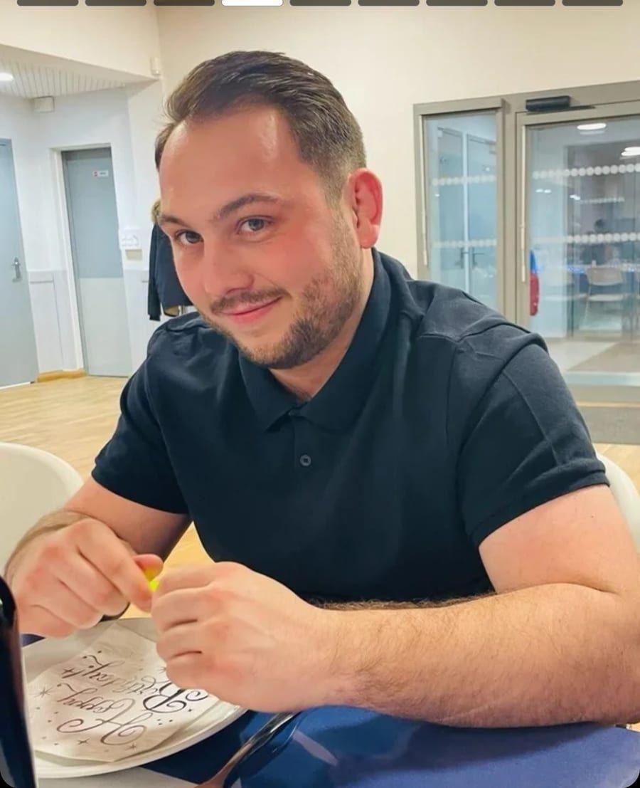 Mirkan - Rencontre gay à Brünig Profil de Mirkan, 40 ans, Rencontre gay à Brünig (Berne)