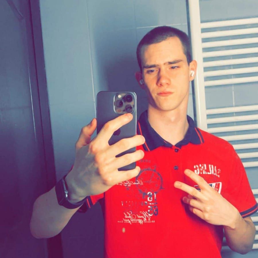 Yanny - Rencontre gay à Douanne Profil de Yanny, 22 ans, Rencontre gay à Douanne (Berne)