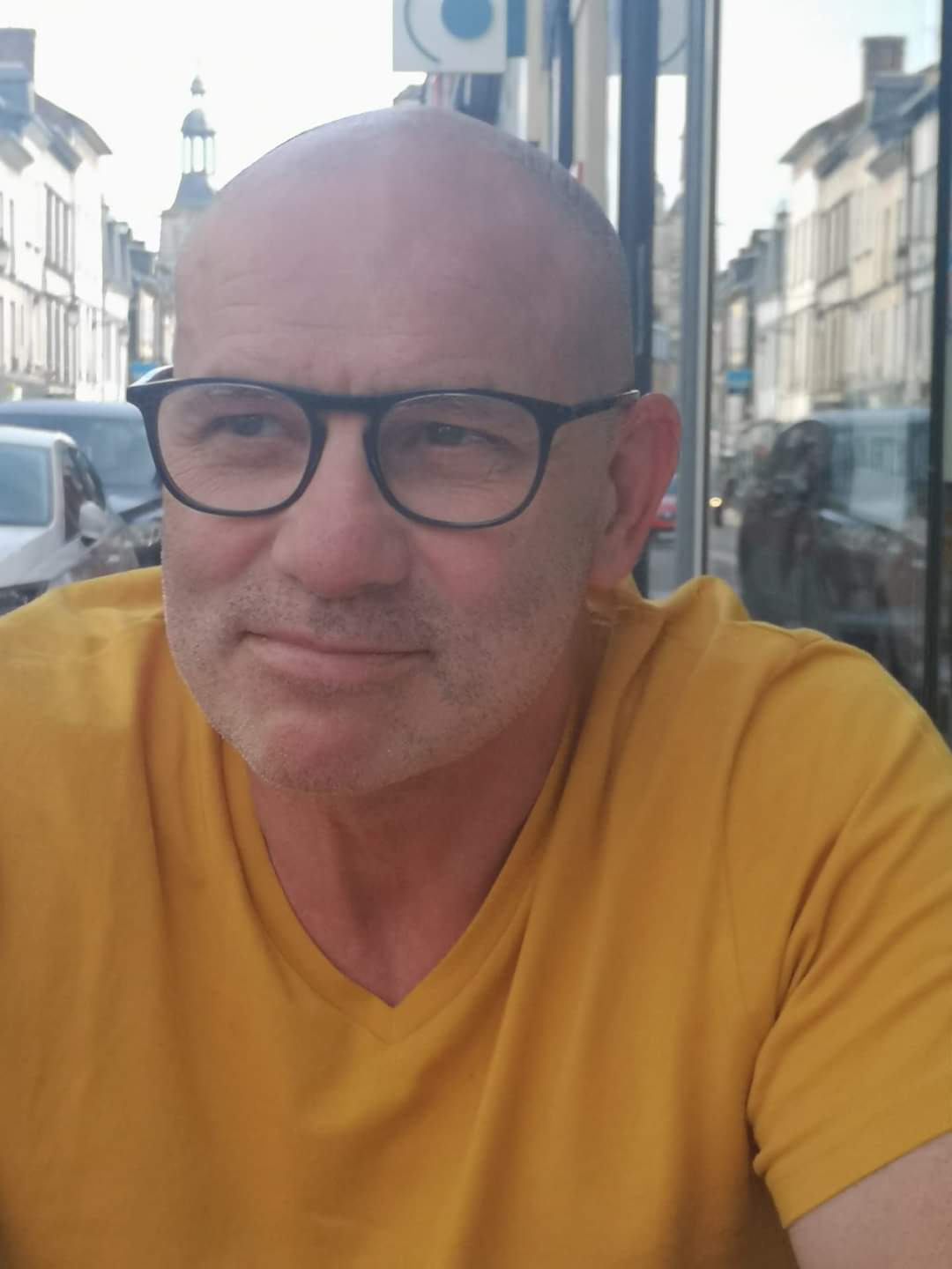 Thiebault - Rencontre gay à Aeschiried Profil de Thiebault, 25 ans, Rencontre gay à Aeschiried (Berne)