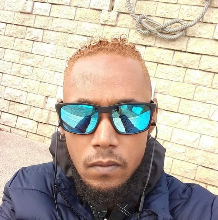 Ramuntcho - Rencontre gay à Kräiligen Profil de Ramuntcho, 37 ans, Rencontre gay à Kräiligen (Berne)