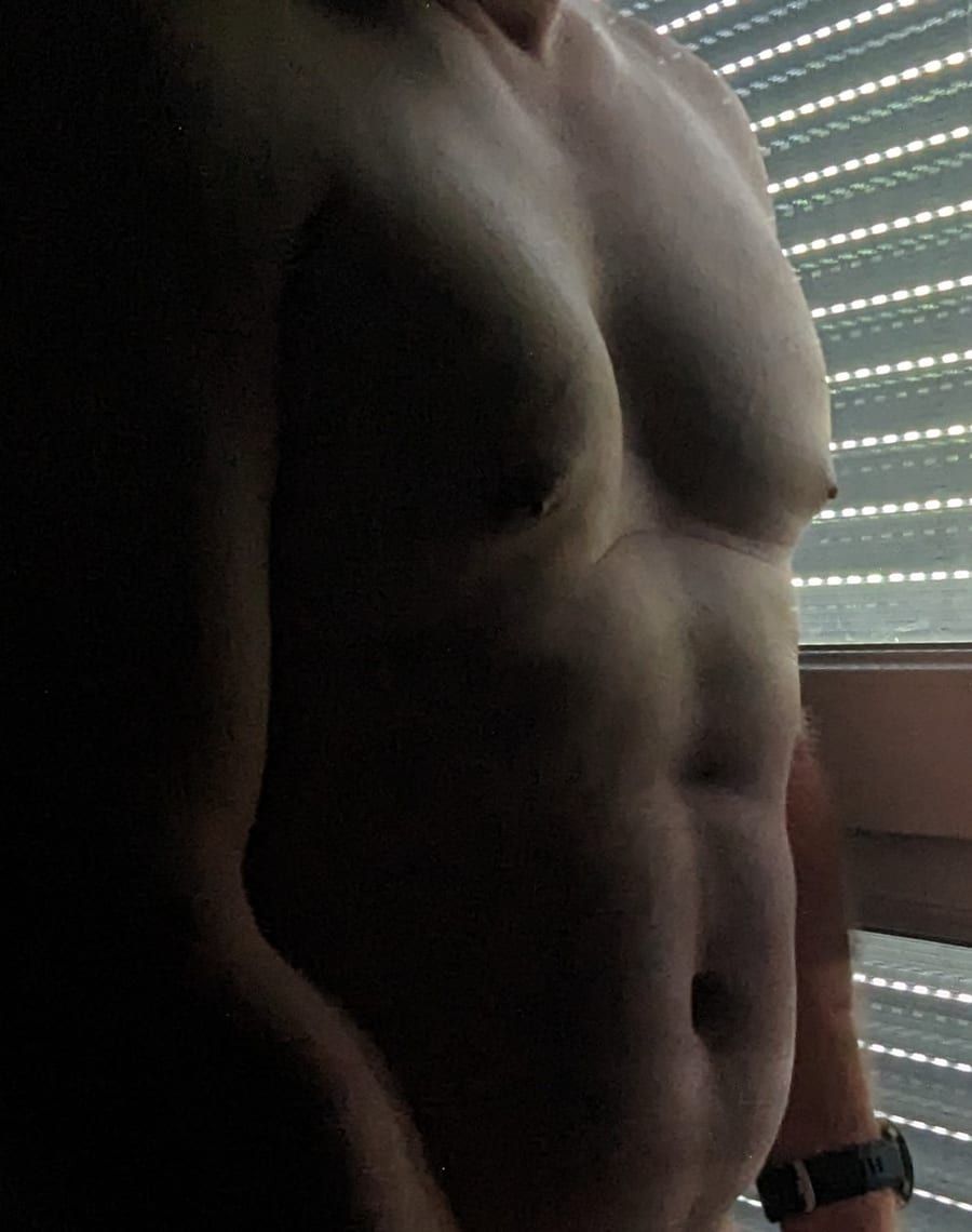 Profil de Mickel, 27 ans, Rencontre gay à Sutz (Berne)