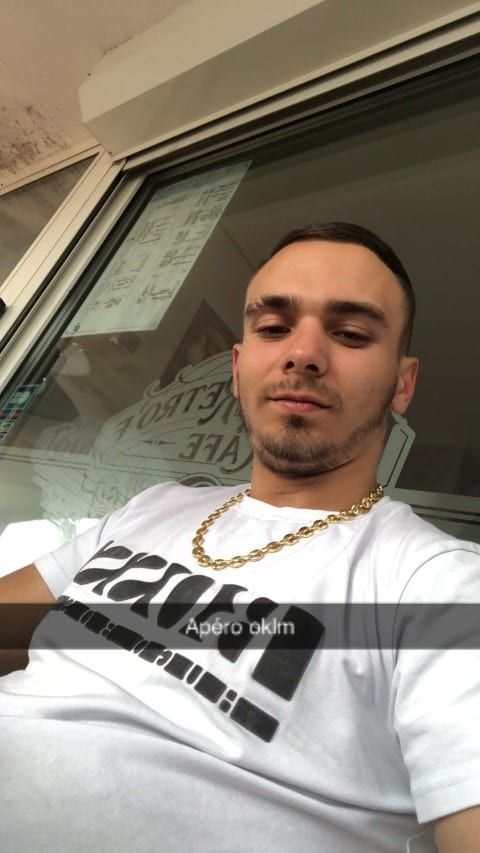 Fayçal - Rencontre gay à Gümmenen Profil de Fayçal, 23 ans, Rencontre gay à Gümmenen (Berne)