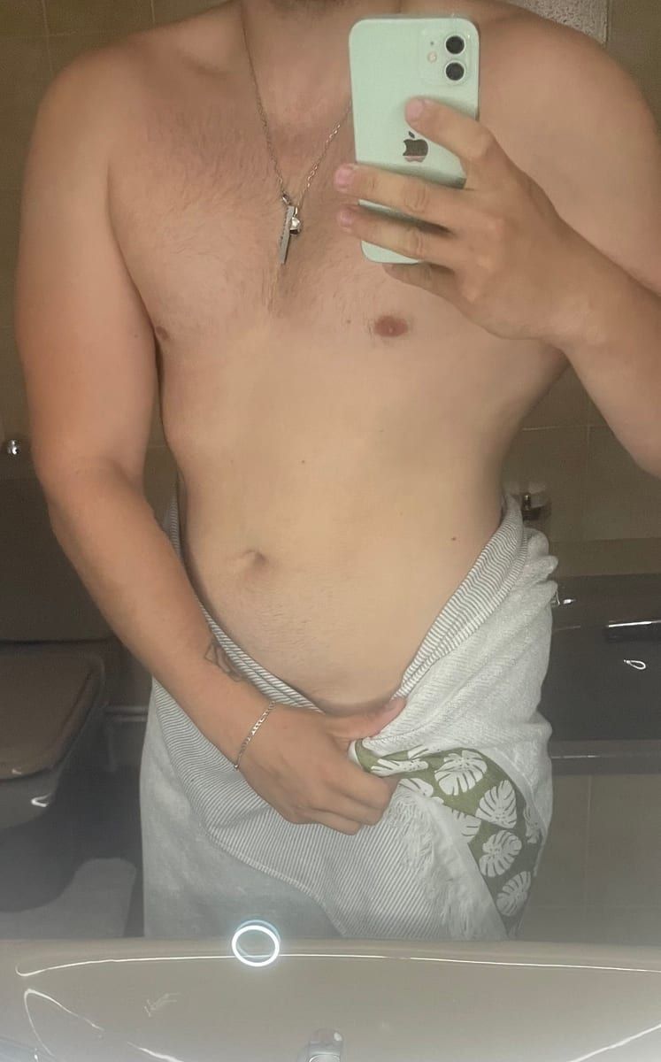 Profil de Ouari, 27 ans, Rencontre gay à Buchen BE (Berne)