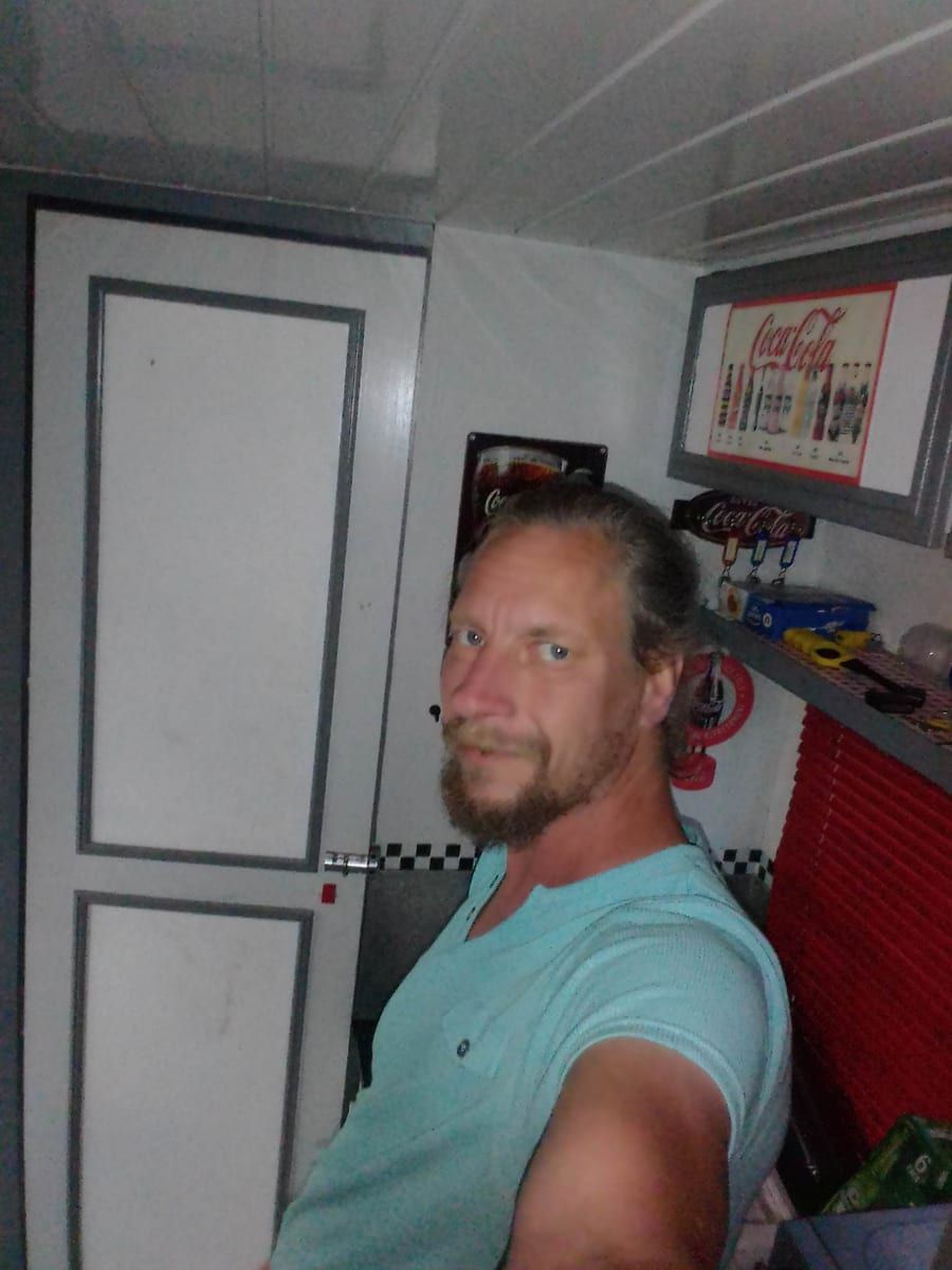Profil de Giraud, 24 ans, Rencontre gay à Mötschwil (Berne)