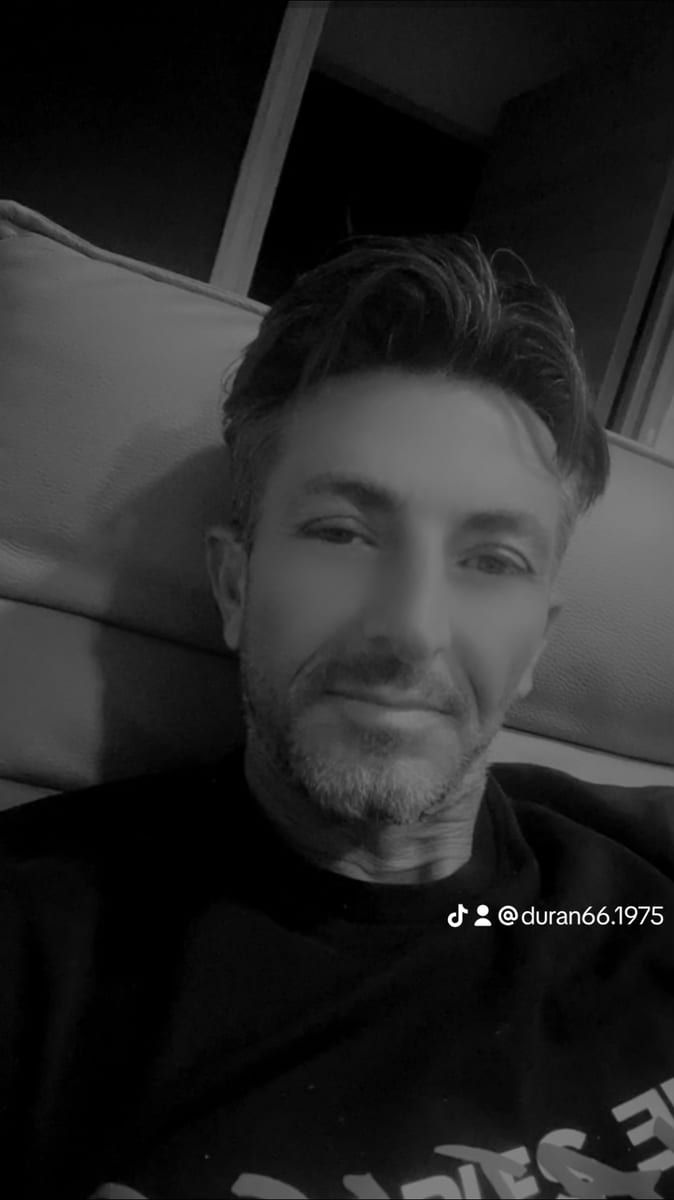 Genereux - Rencontre gay à Bäriswil BE Profil de Genereux, 43 ans, Rencontre gay à Bäriswil BE (Berne)