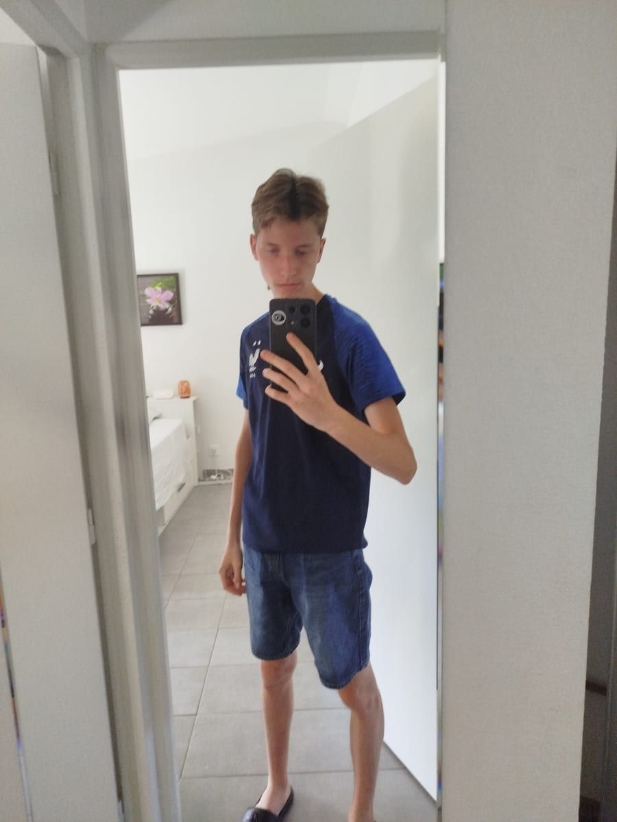 Theos - Rencontre gay à Grünenmatt Profil de Theos, 41 ans, Rencontre gay à Grünenmatt (Berne)