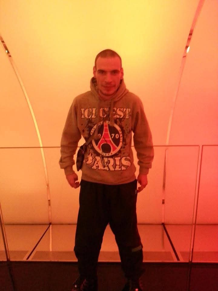 Alexey - Rencontre gay à Büren zum Hof Profil de Alexey, 42 ans, Rencontre gay à Büren zum Hof (Berne)