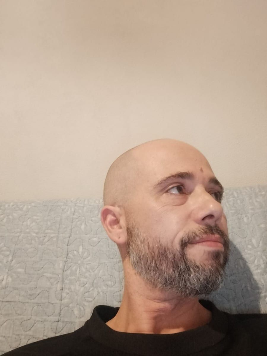 Euzebio - Rencontre gay à Wattenwil Profil de Euzebio, 36 ans, Rencontre gay à Wattenwil (Berne)