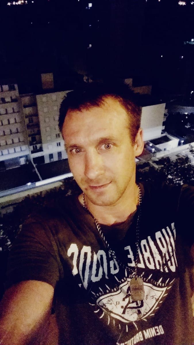 Kalani - Rencontre gay à Bärau Profil de Kalani, 29 ans, Rencontre gay à Bärau (Berne)