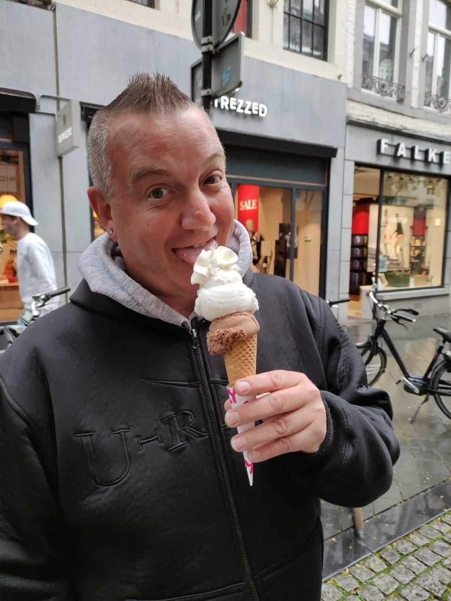 Sefiane - Rencontre gay à Le Cerneux-Veusil Profil de Sefiane, 38 ans, Rencontre gay à Le Cerneux-Veusil (Berne)