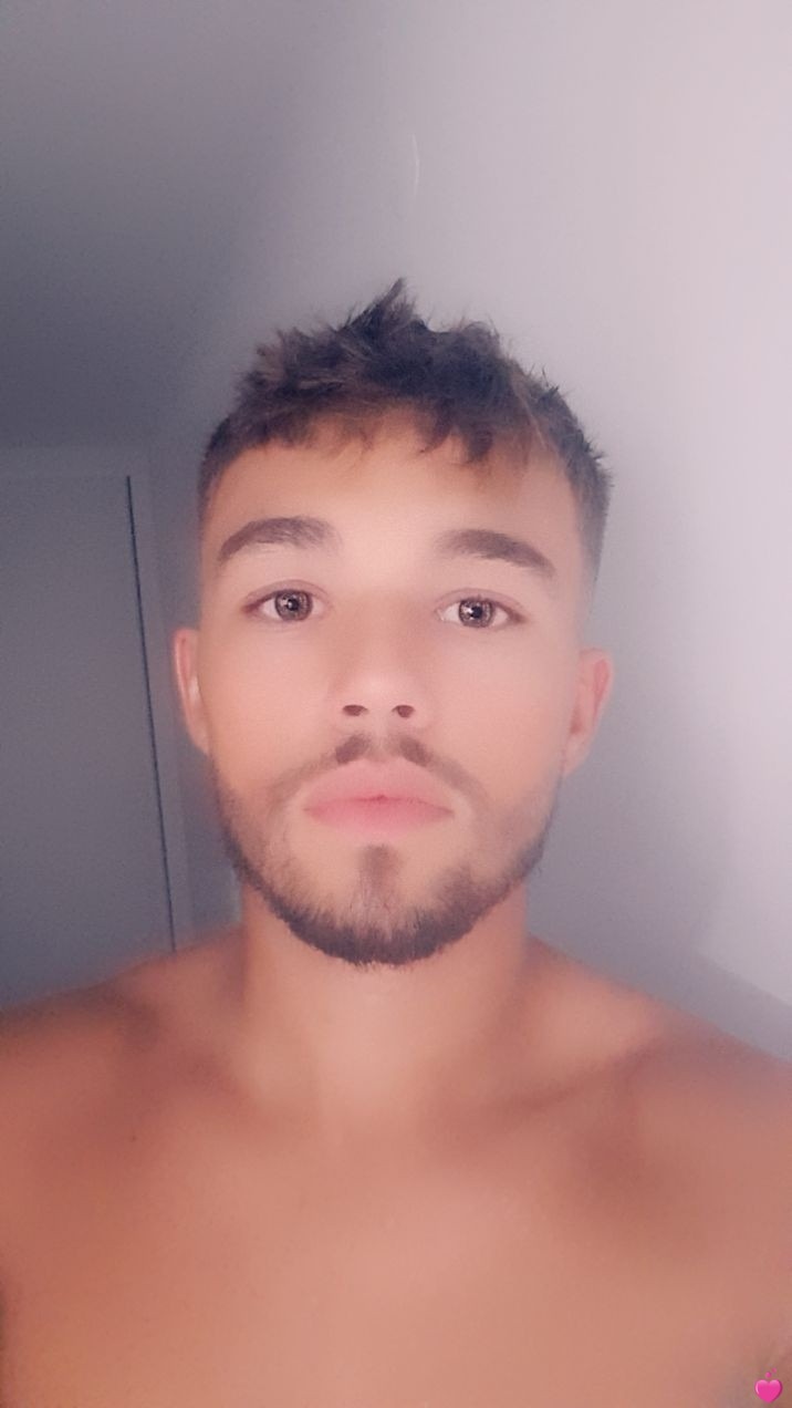 Konan - Rencontre gay à Nods Profil de Konan, 25 ans, Rencontre gay à Nods (Berne)
